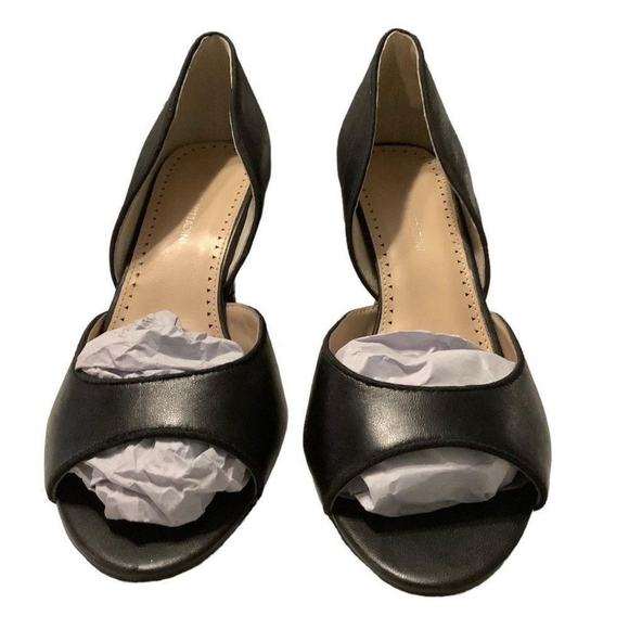 Adrienne Vittadini Women's Black Leather Peep-Toe Heels - Picture 1 of 8
